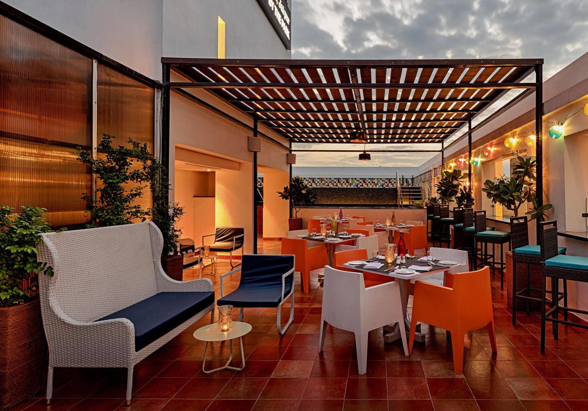 Zone By The Park , Bani Park Jaipur Hotel Luaran gambar